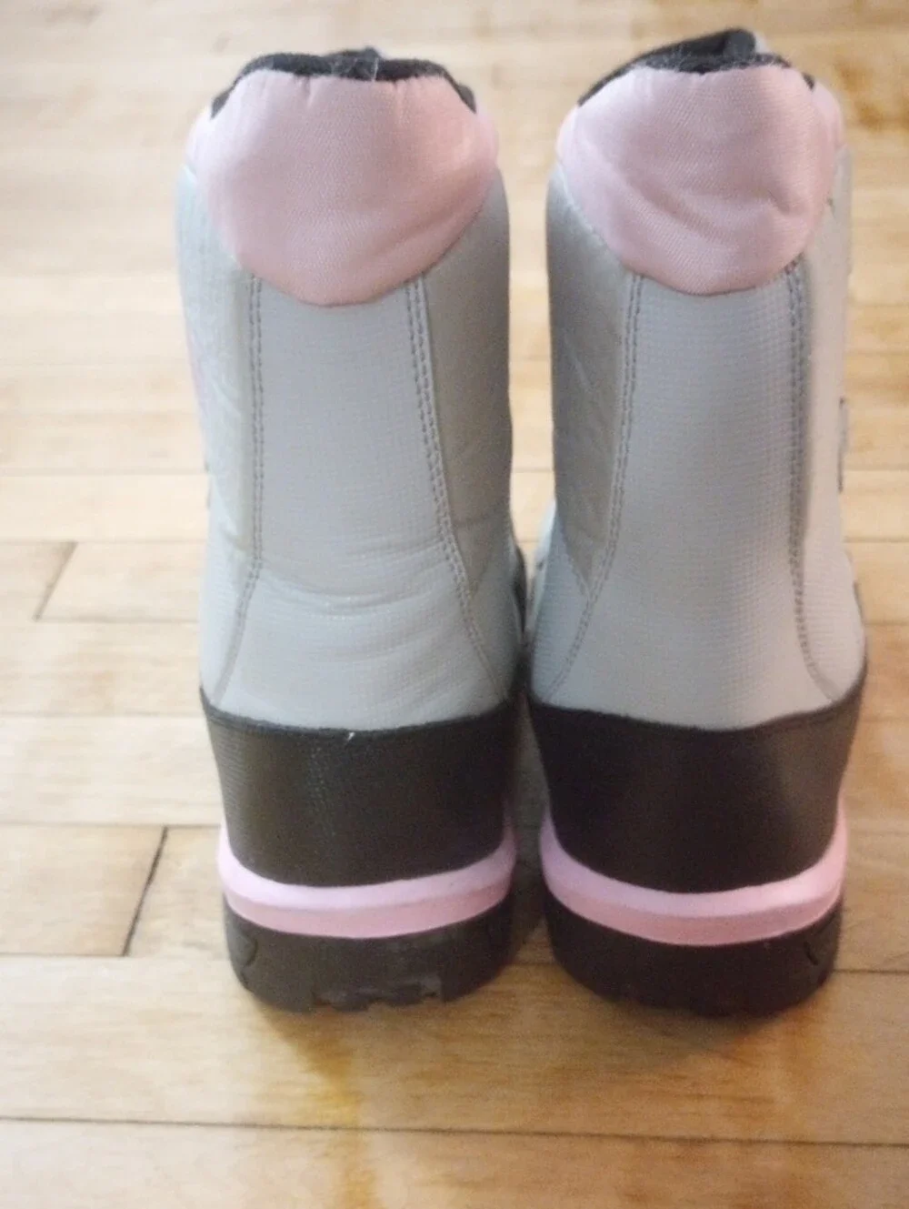 Sorel Pink and Gray Insulated Snow Winter Boots Girl Size 5
